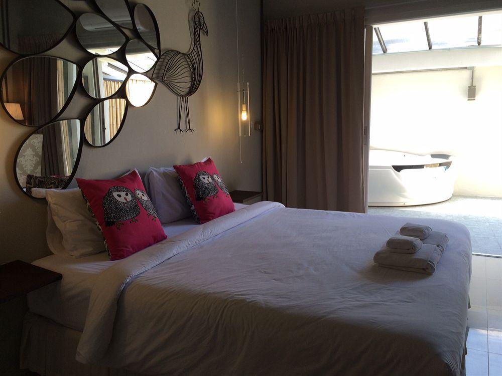 The Nest Resort Patong Exteriör bild