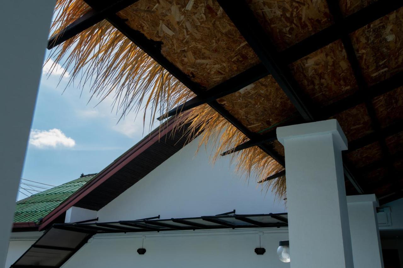 The Nest Resort Patong Exteriör bild