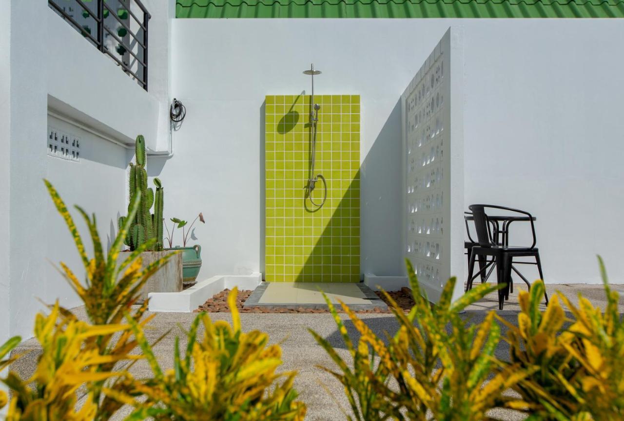 The Nest Resort Patong Exteriör bild