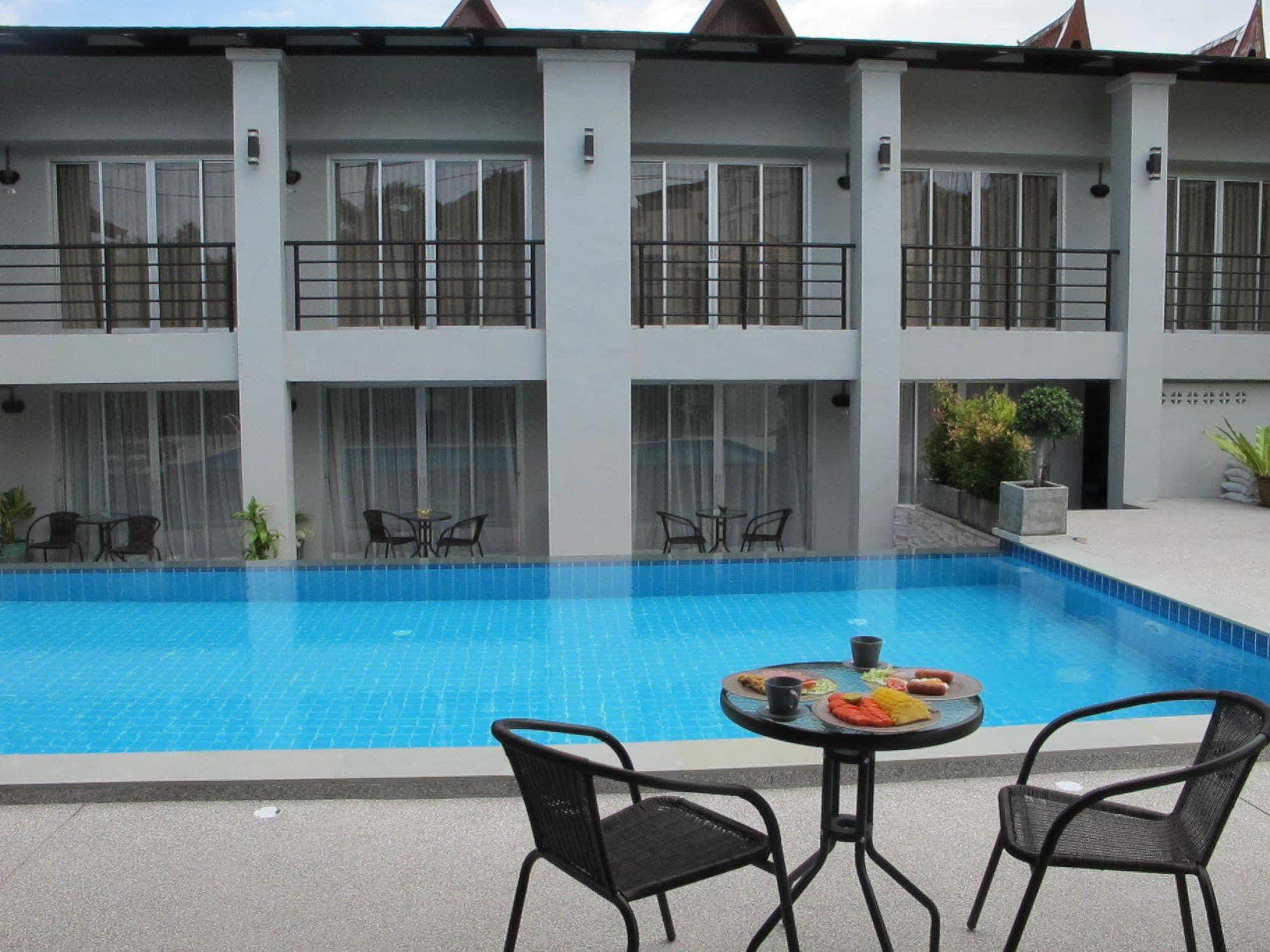 The Nest Resort Patong Exteriör bild