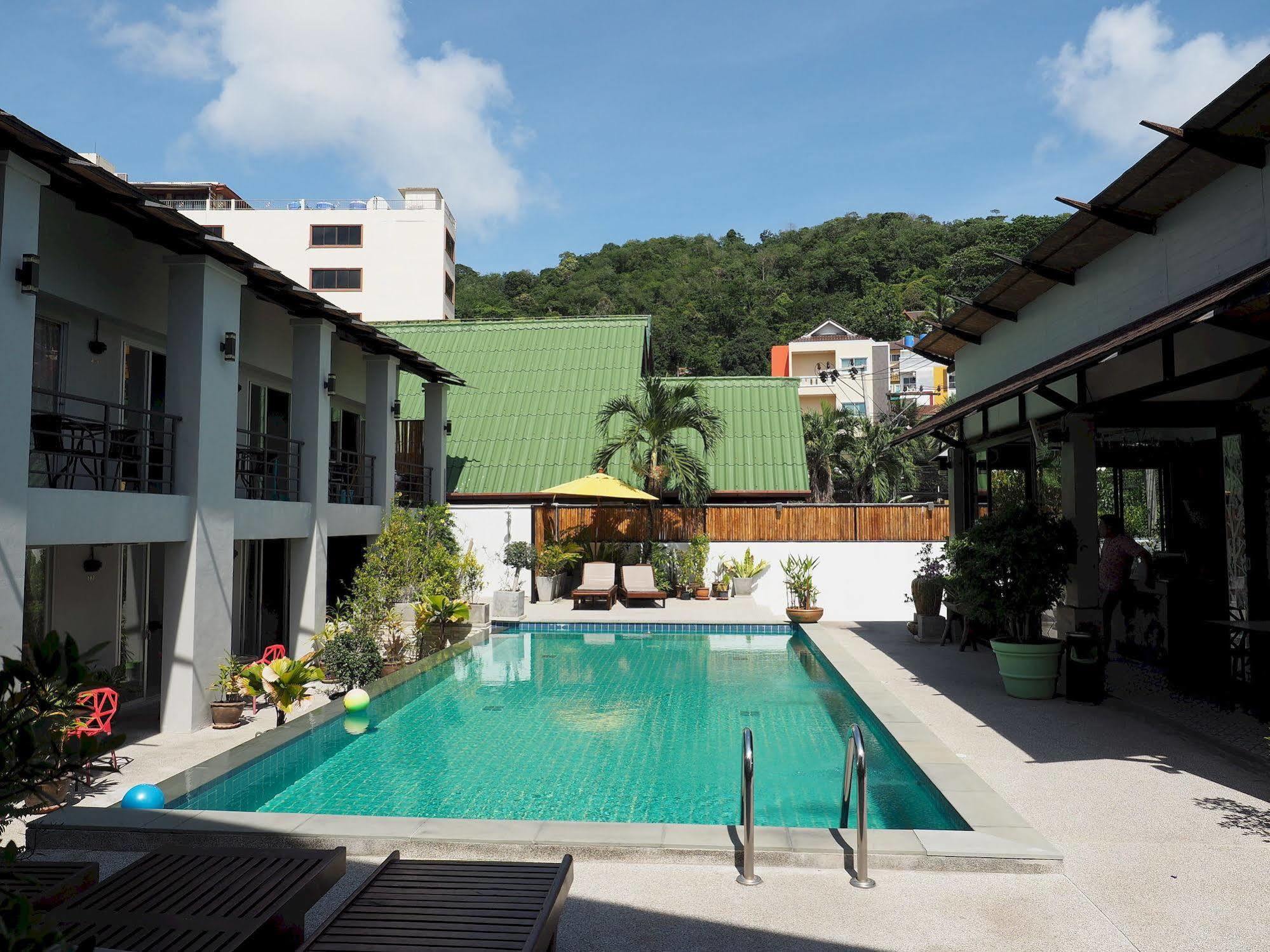 The Nest Resort Patong Exteriör bild