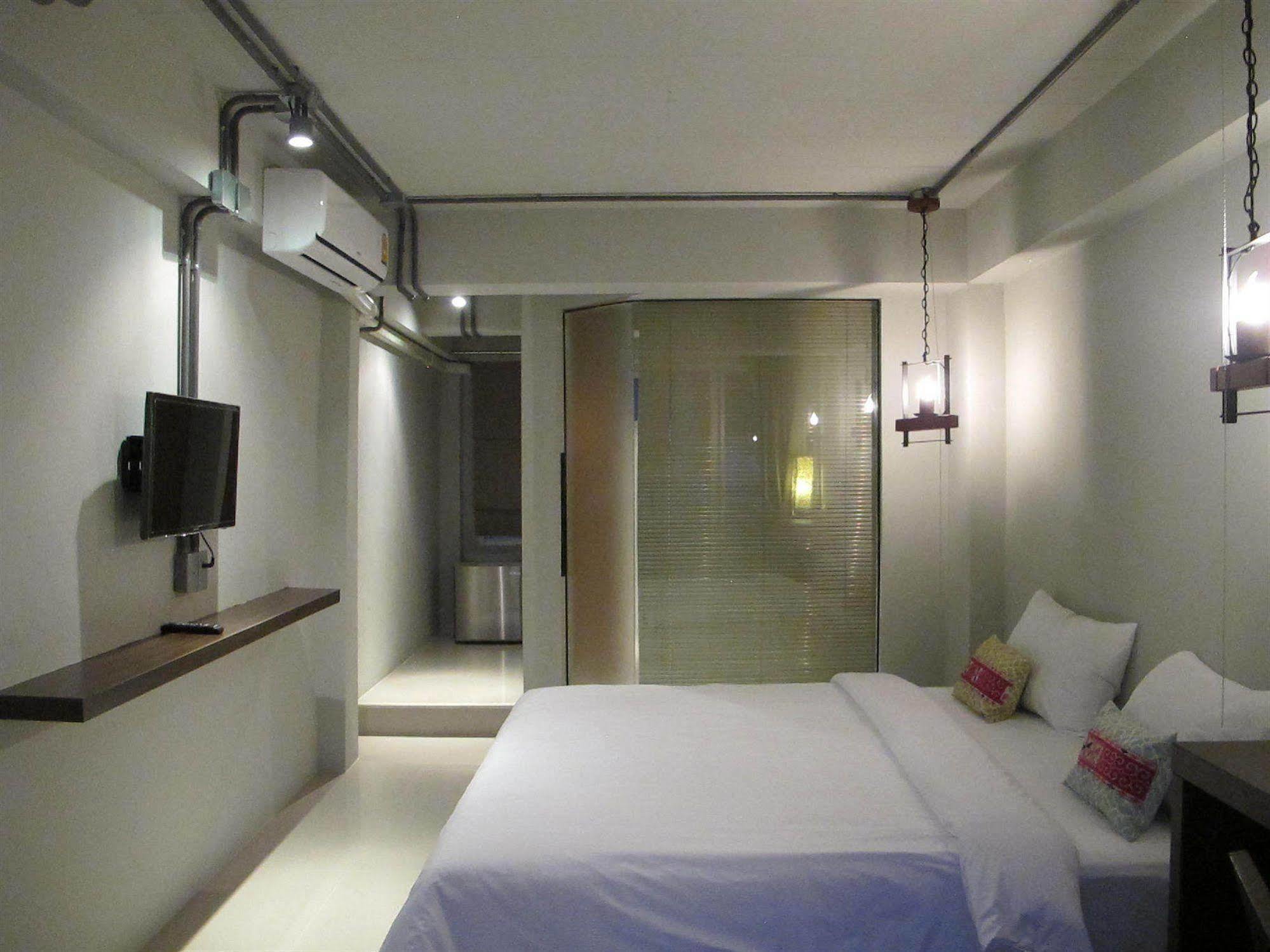 The Nest Resort Patong Exteriör bild
