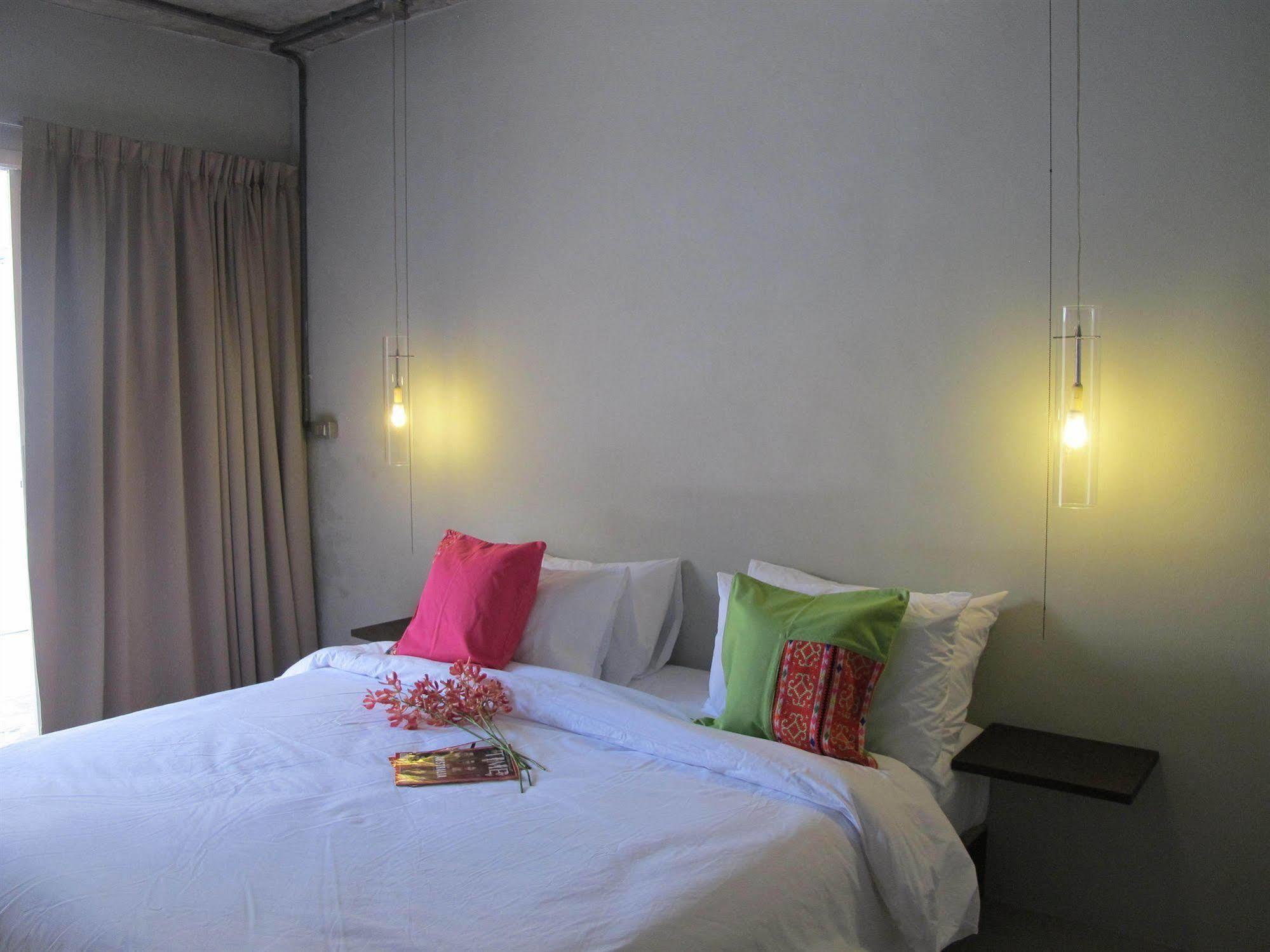 The Nest Resort Patong Exteriör bild