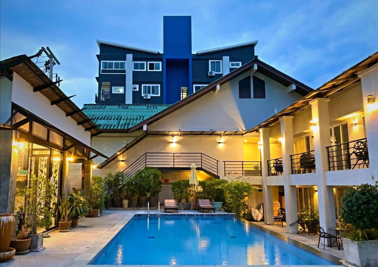 The Nest Resort Patong Exteriör bild